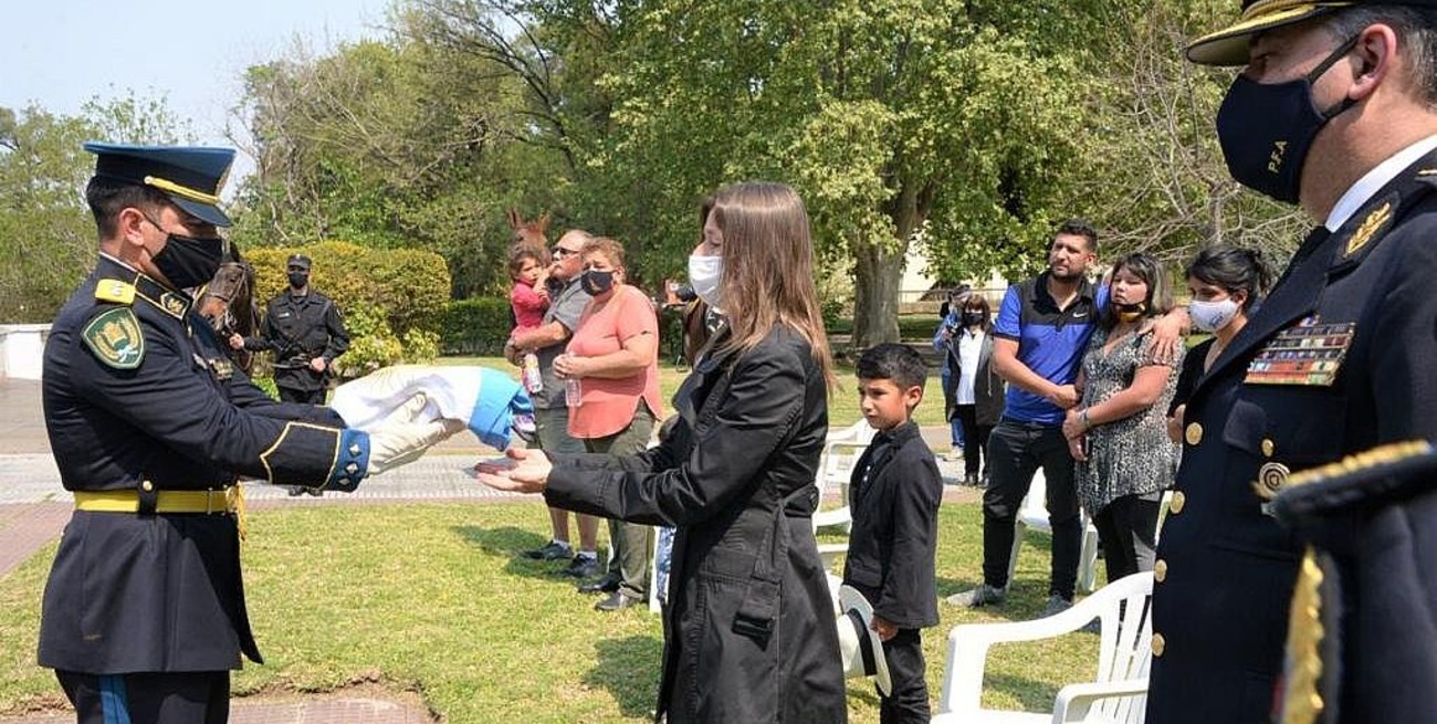 Ataque en Palermo: la Policía Federal despidió con honores a Juan Pablo Roldán