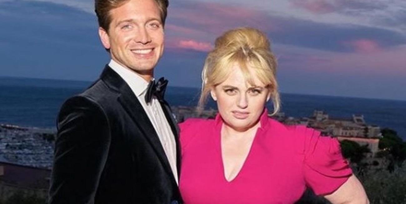 Rebel Wilson presentó a su novio once años menor, multimillonario y "cervecero"