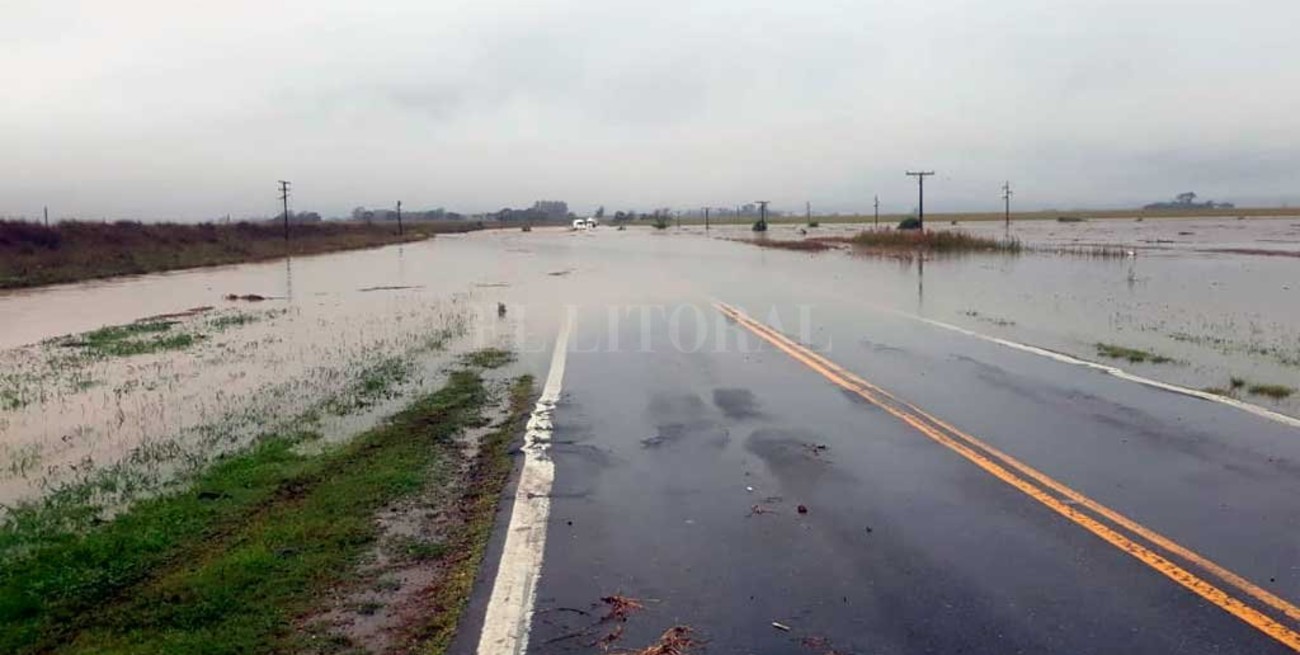 Cortaron la RN 178 entre Las Parejas y Las Rosas por acumulación de agua