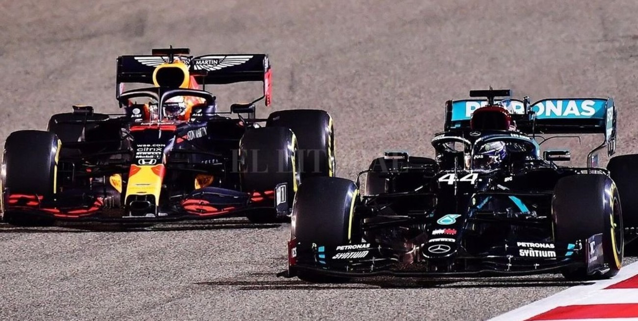 Explotó la batalla en la Fórmula 1  