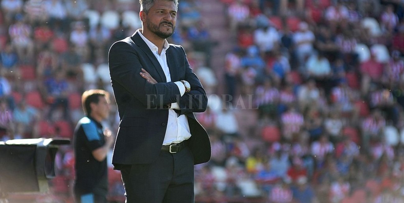 Gustavo Munúa: "El club tiene en estos chicos una gran proyección y un gran sentido de pertenencia"