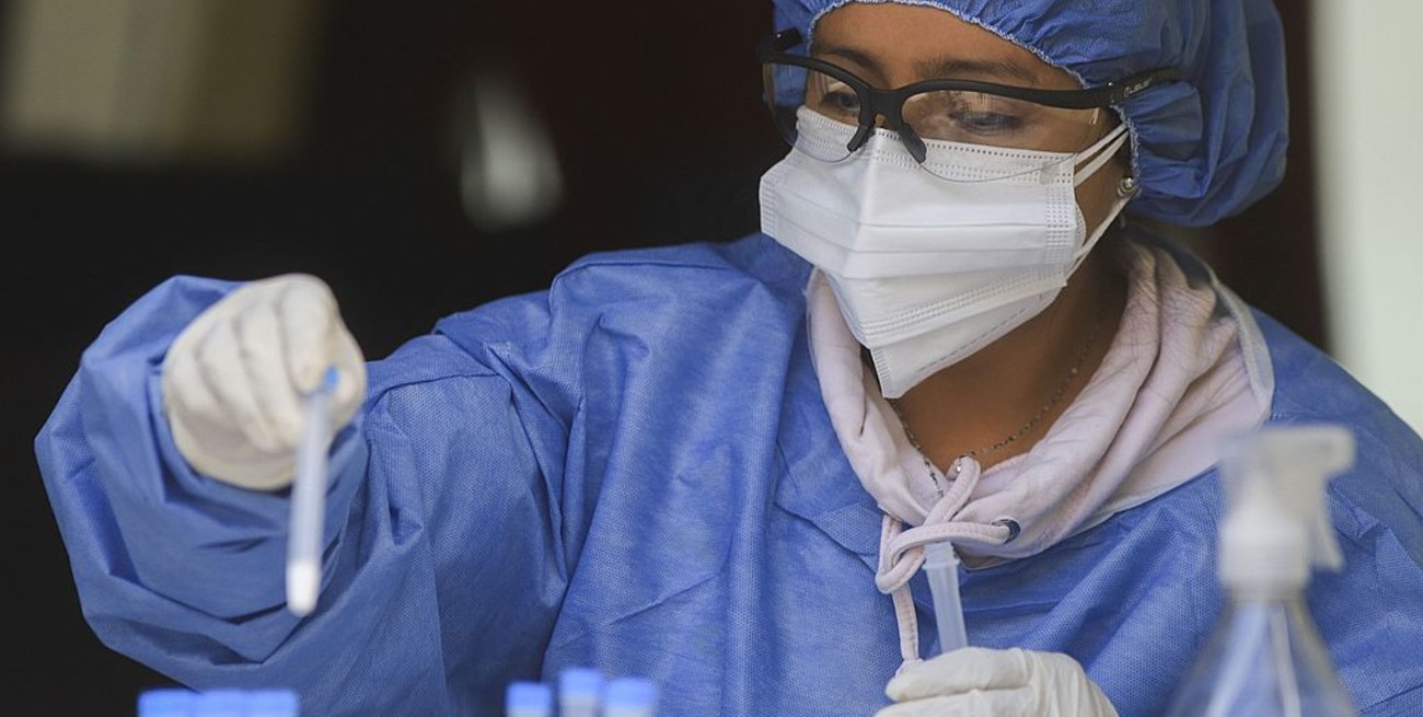 Coronavirus en Argentina: reportaron 448 muertes y 8.606 contagios, la cifra más baja desde marzo