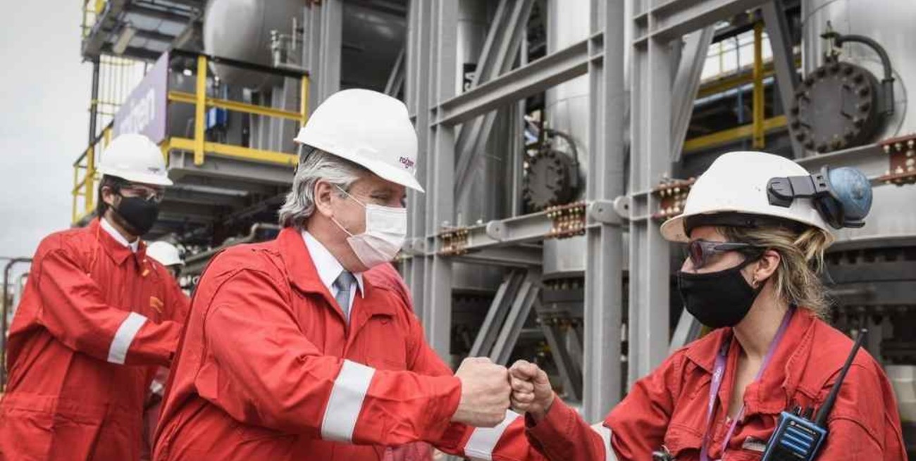 El presidente Fernández instó al sector privado a "seguir trabajando juntos"  