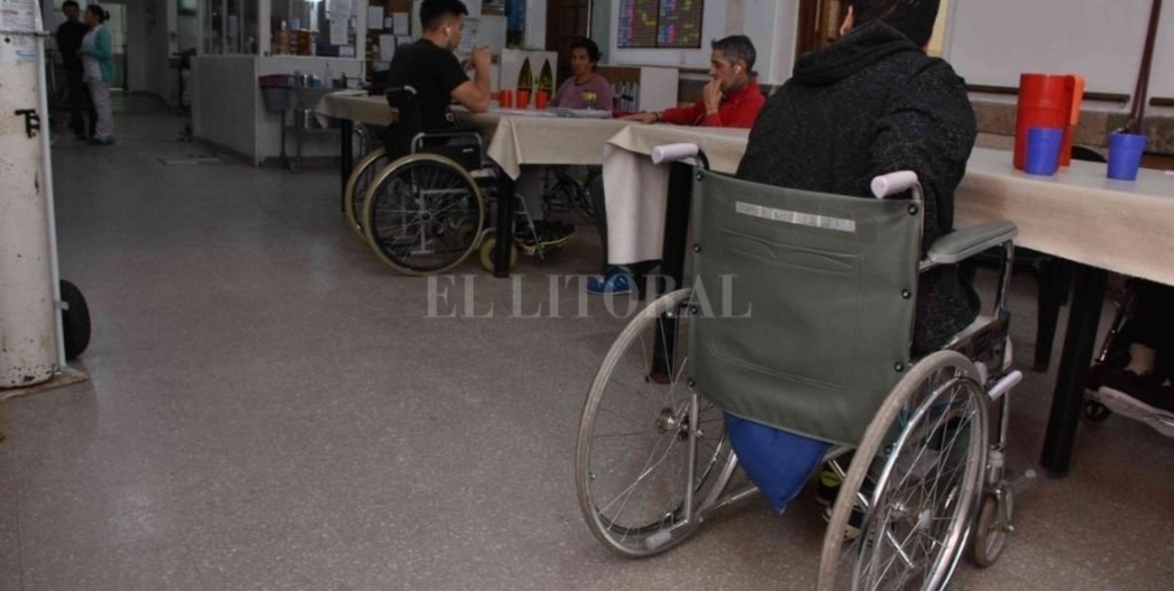Rehabilitan en el hospital Vera Candioti a pacientes secuelados del Covid