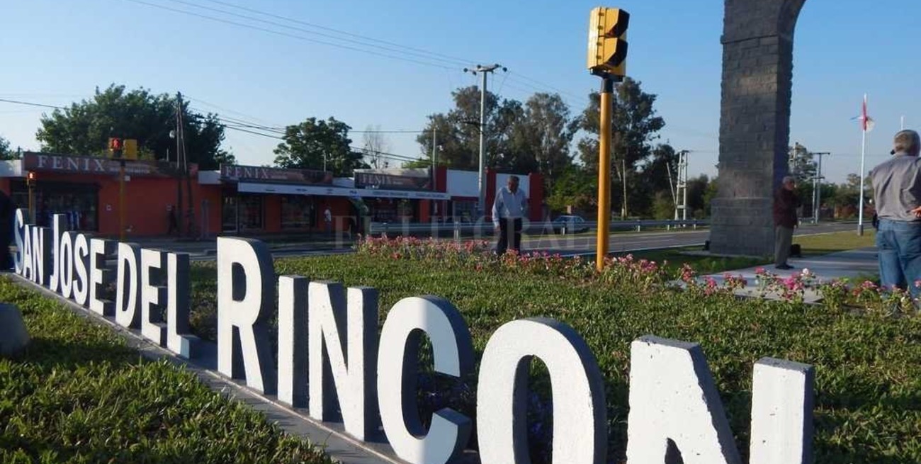 Se inauguró el portal  de acceso a Rincón