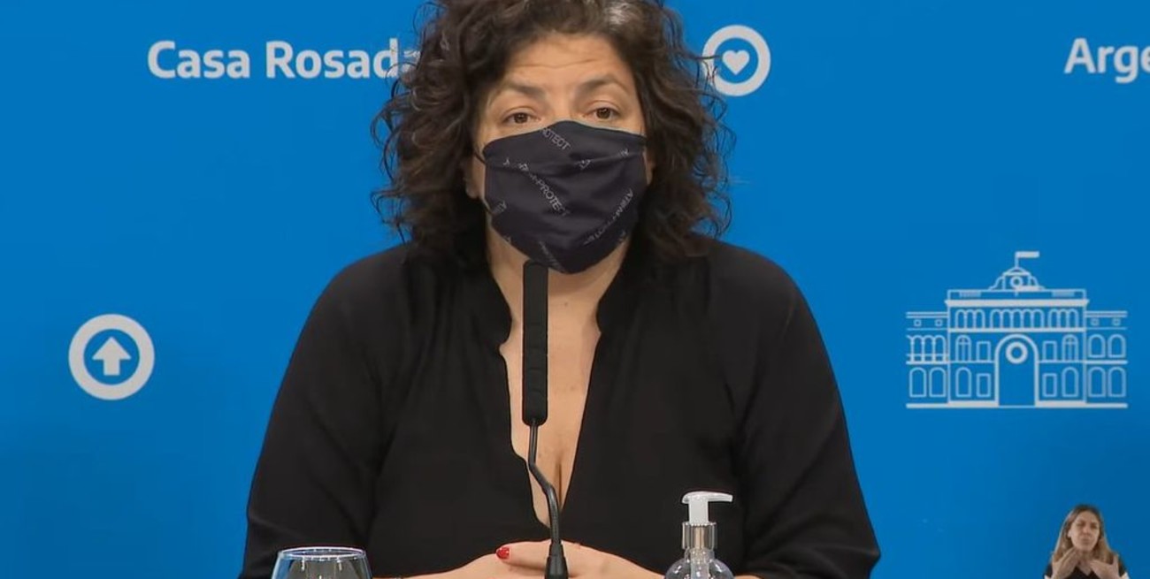 Vizzotti dijo que Omicron "es más transmisible" y prepara un "pase sanitario"