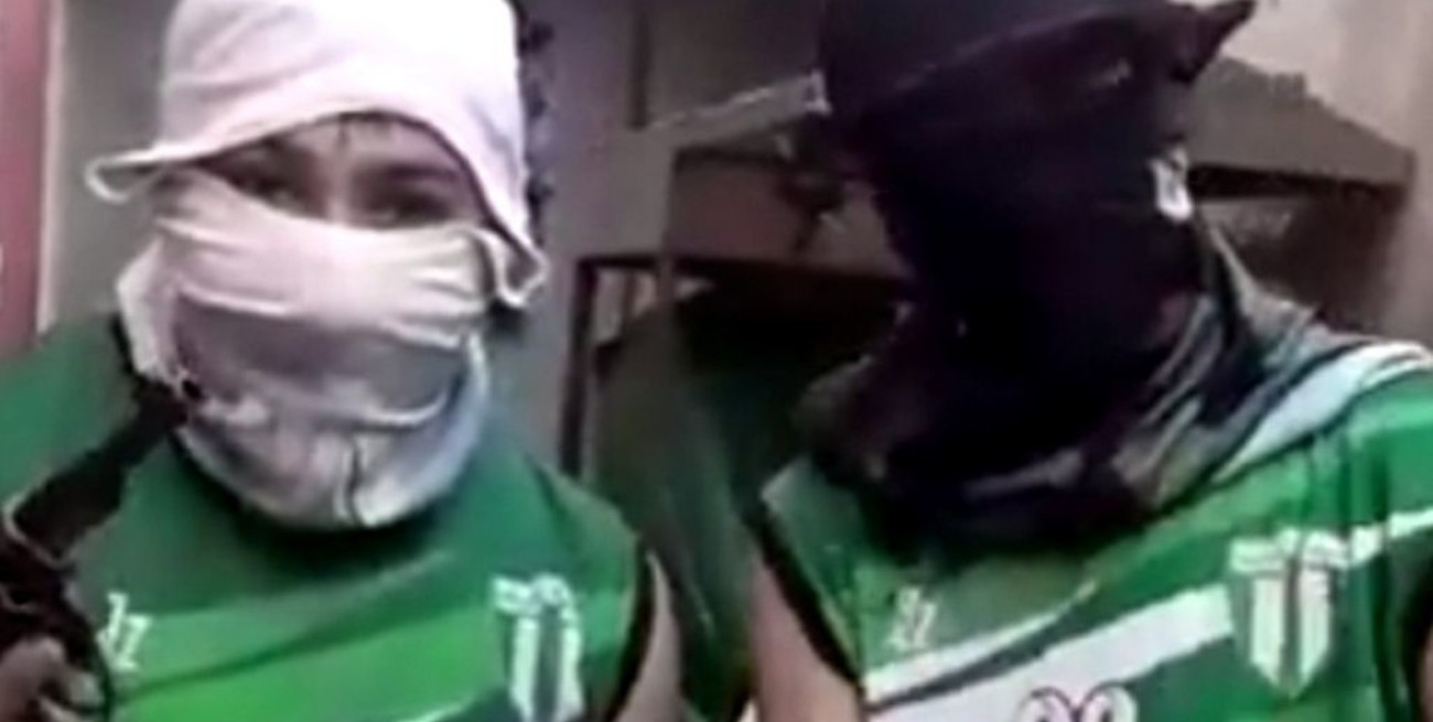 Video: barras de la Liga Cordobesa de fútbol amenazaron a los rivales con armas de fuego