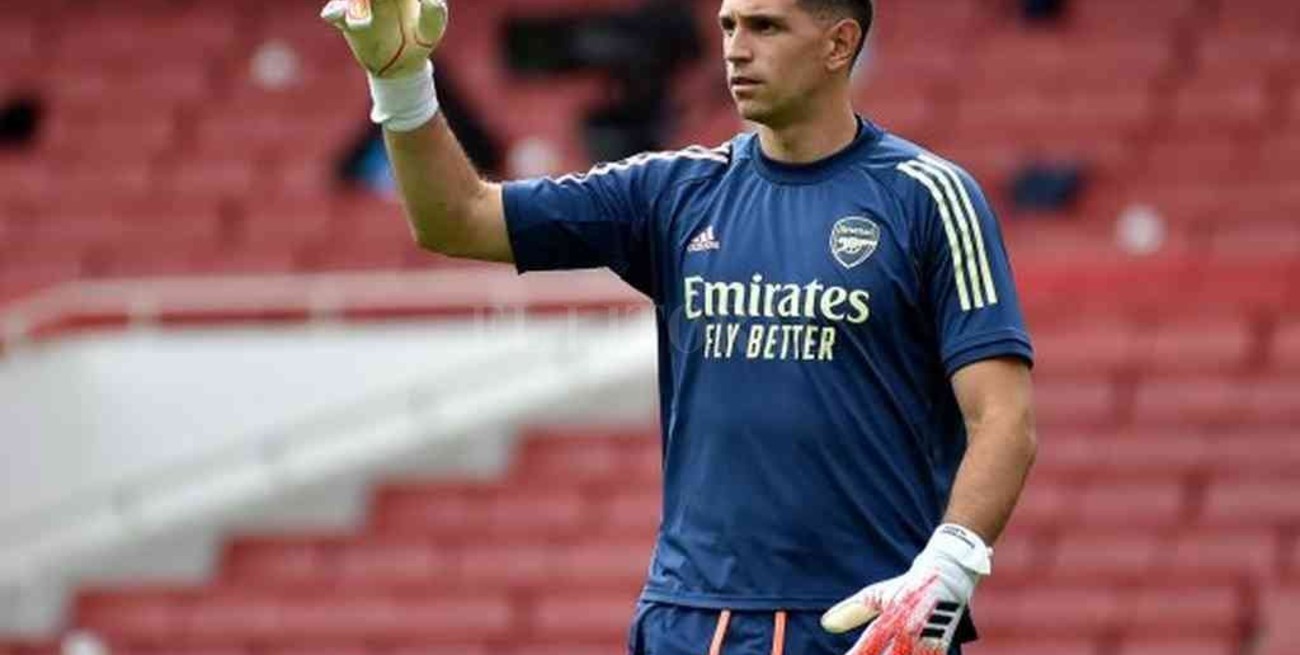 Emiliano Martínez es el arquero argentino más caro de la historia