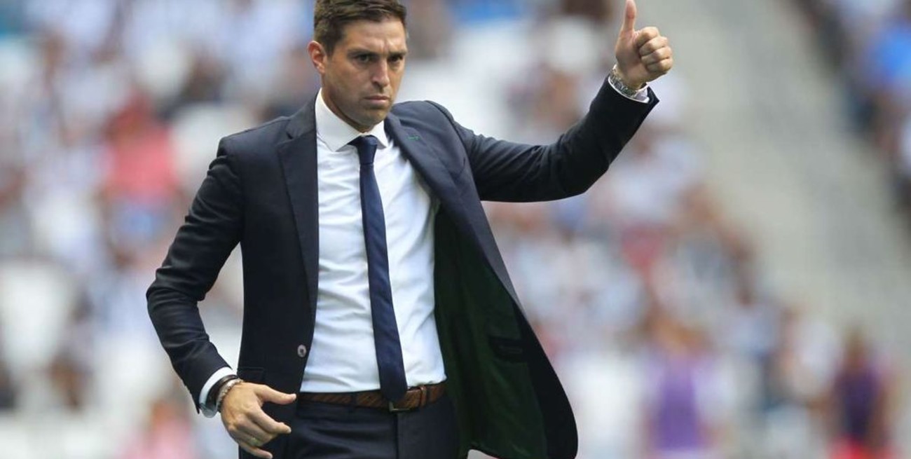 Diego Alonso es el nuevo entrenador del seleccionado de Uruguay