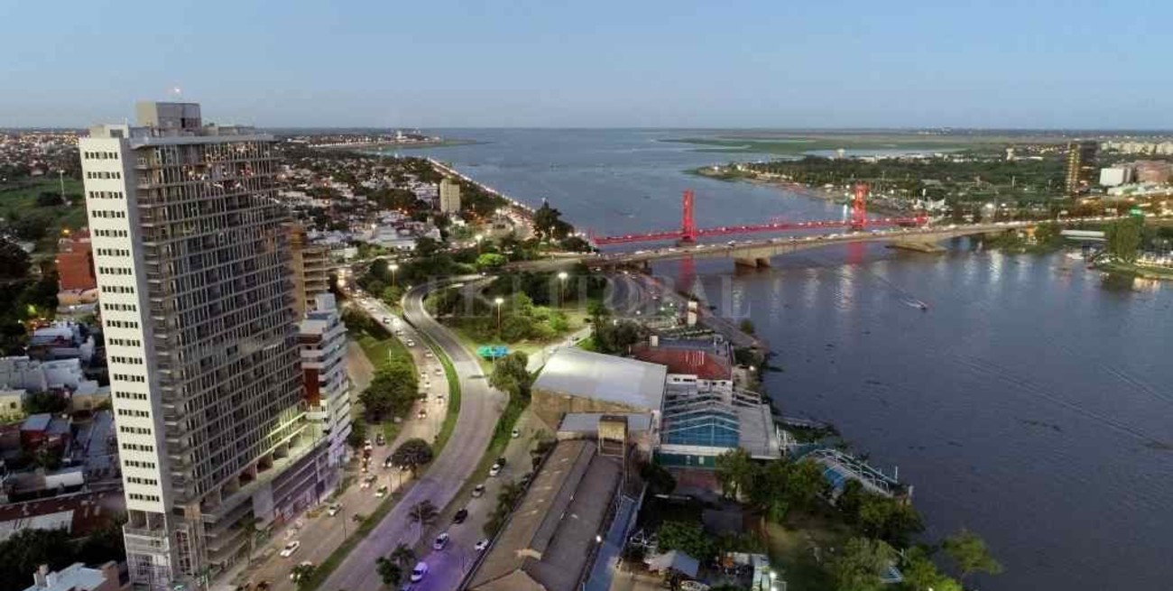 El gobierno de Santa Fe dispuso controles fijos de seguridad para hacer cumplir las nuevas restricciones  