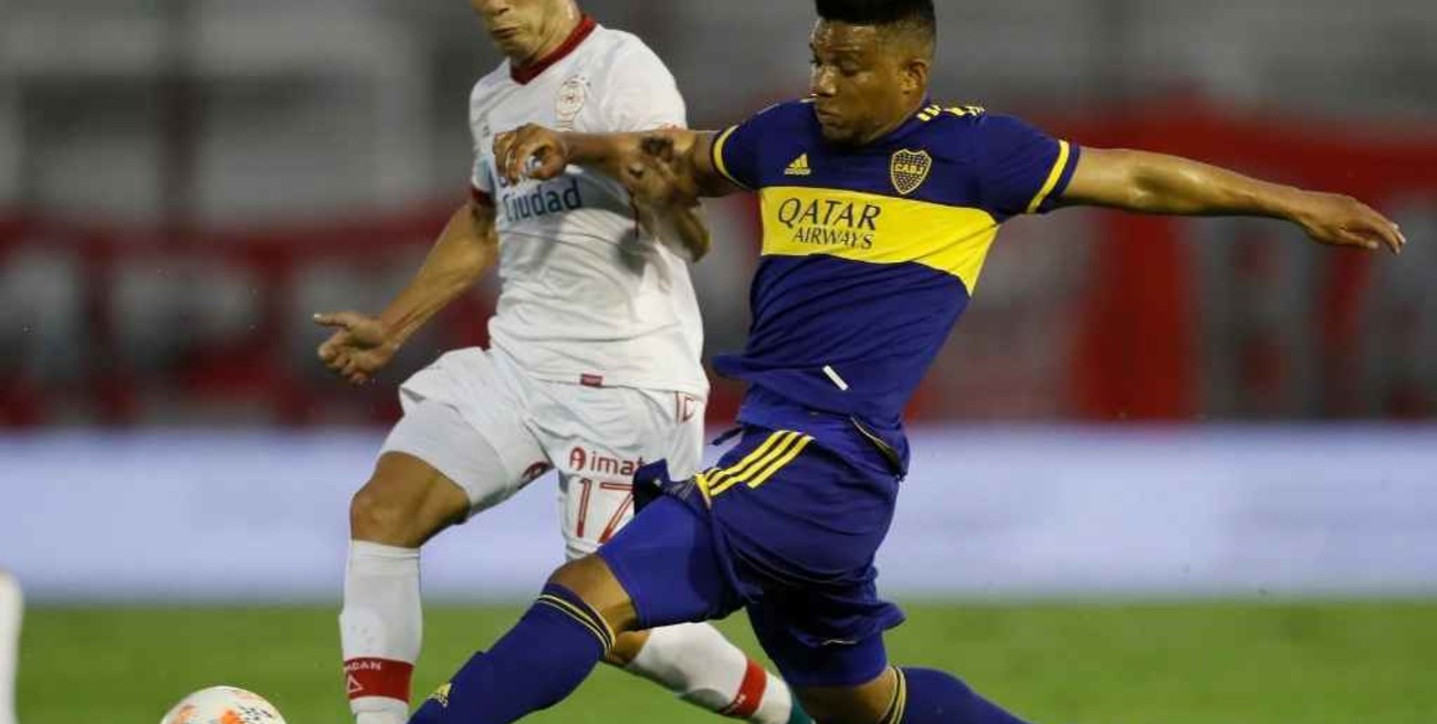 Boca recibe a un Santos rodeado de problemas  