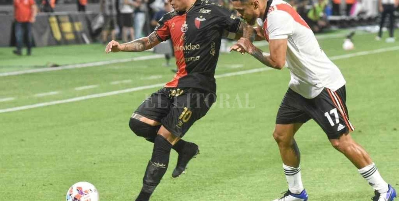 Facundo Farías: "Me pone feliz que Boca y River se fijen en mi"