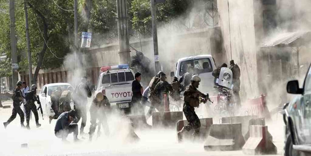 Al menos dos muertos y 23 heridos en un ataque contra la policía en Afganistán