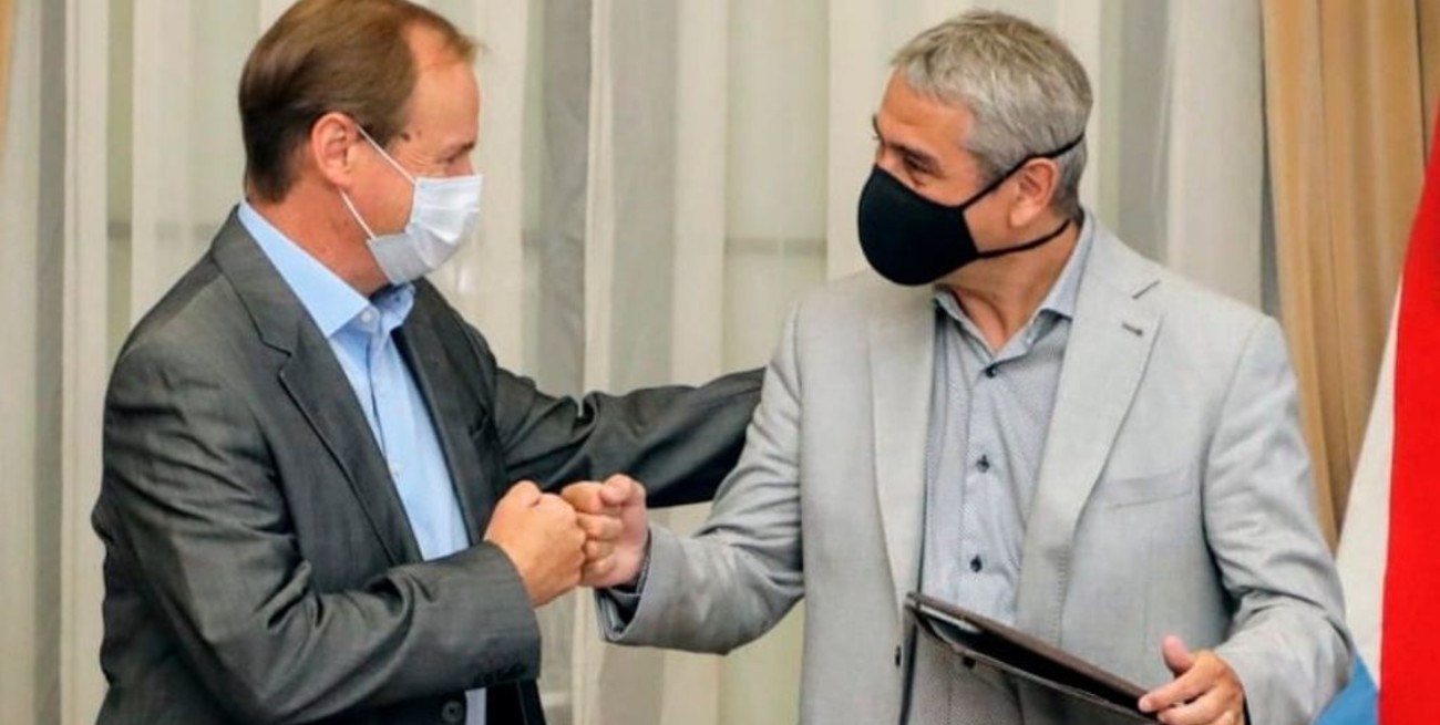 Bordet, gobernador de Entre Ríos, firmó un convenio para la construcción de viviendas