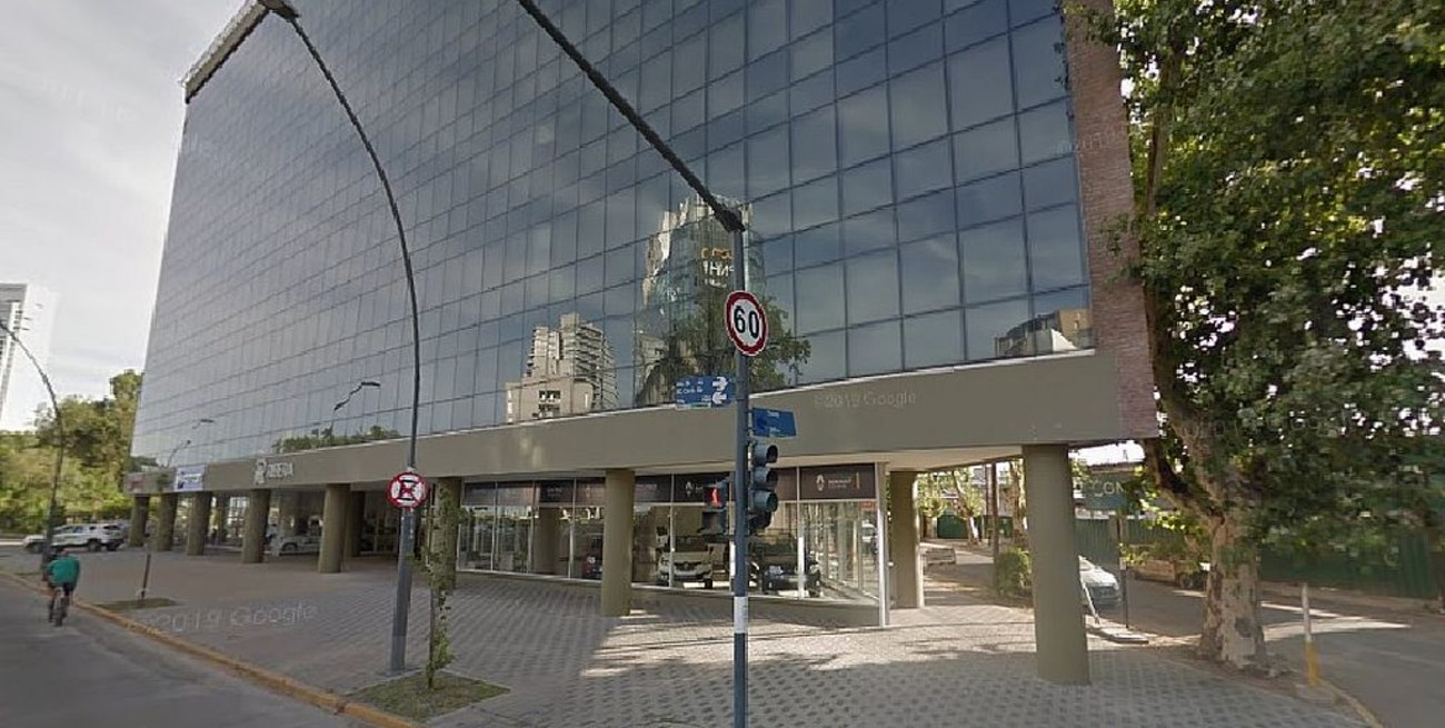 Rosario: allanan departamentos y un depósito fiscal por lavado de dinero