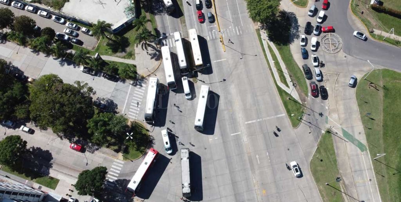 Levantaron el bloqueo a la Terminal de Colectivos
