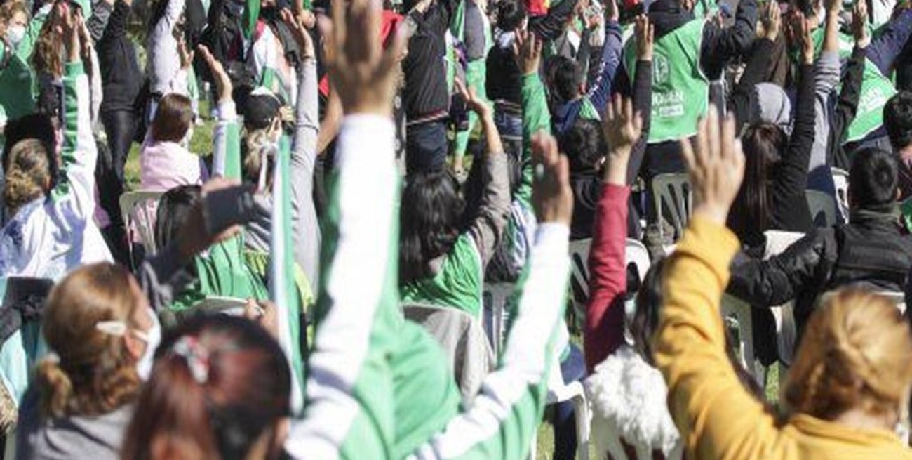 Conflicto en Neuquén: los sanitarios de ATE sí aceptaron la propuesta salarial del gobierno provincial