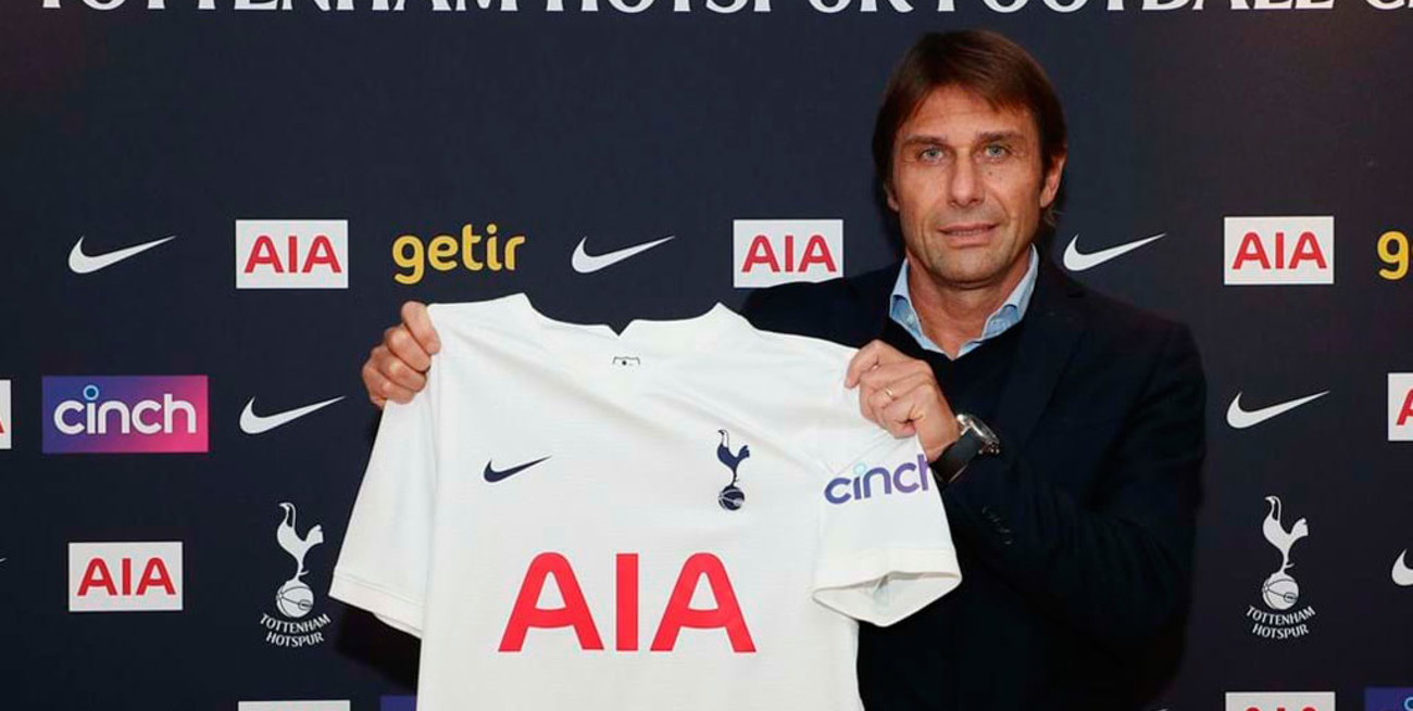 Antonio Conte se convirtió en nuevo entrenador del Tottenham