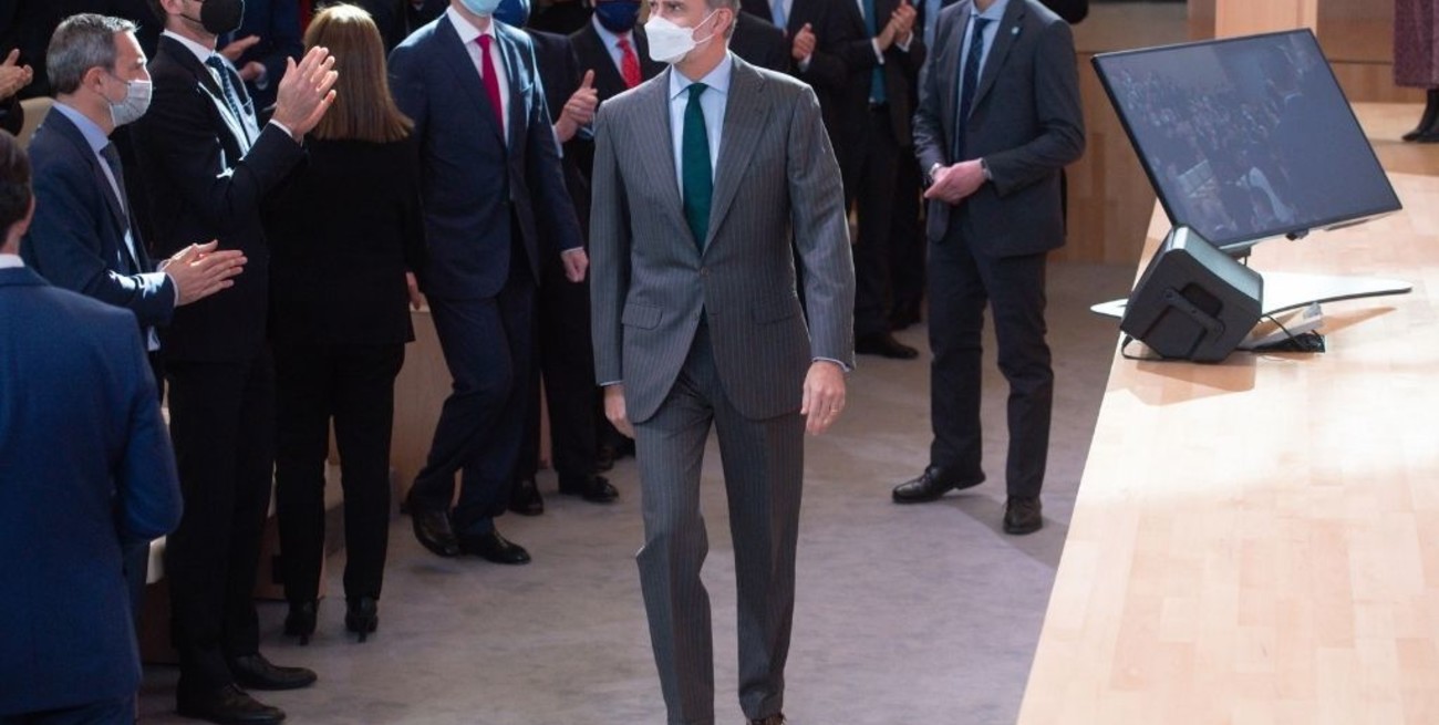 El rey Felipe VI de España dio positivo de Covid-19