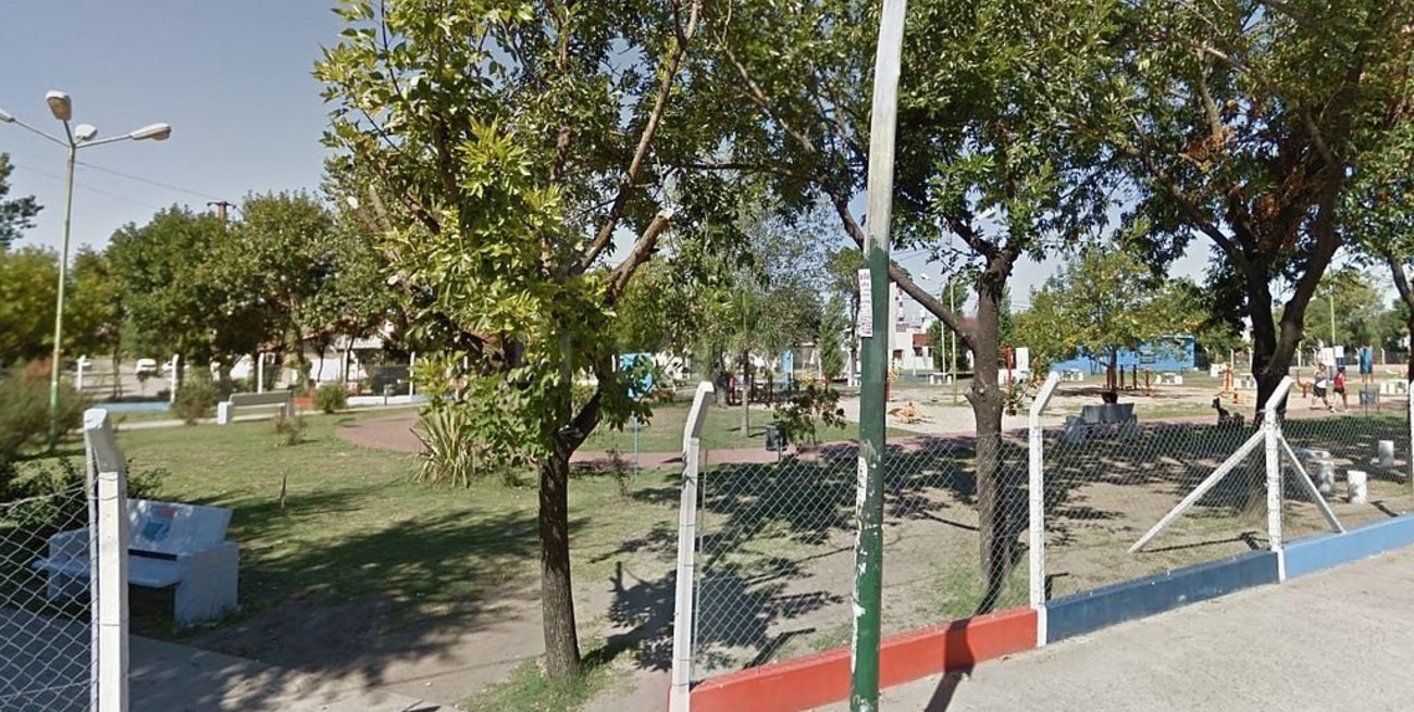 Matan a golpes a un joven e intentan prender fuego su cuerpo 