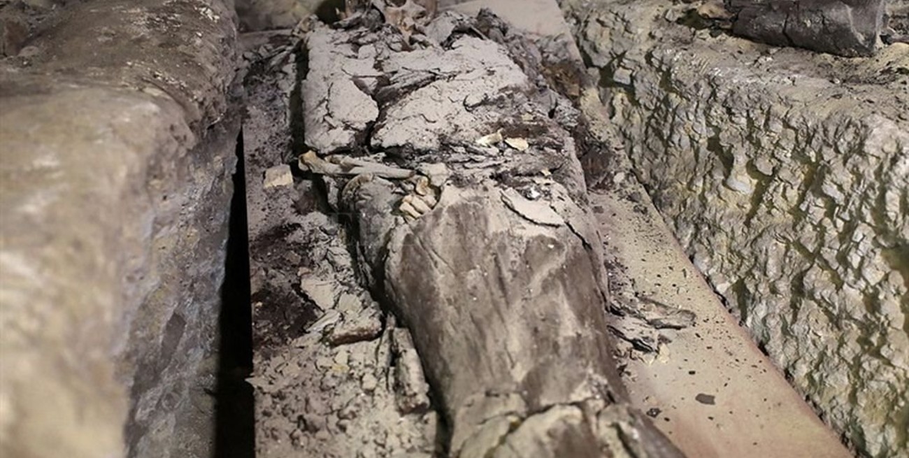 Hallan un taller de momificación de más de 2.000 años y a 30 metros bajo tierra en El Cairo