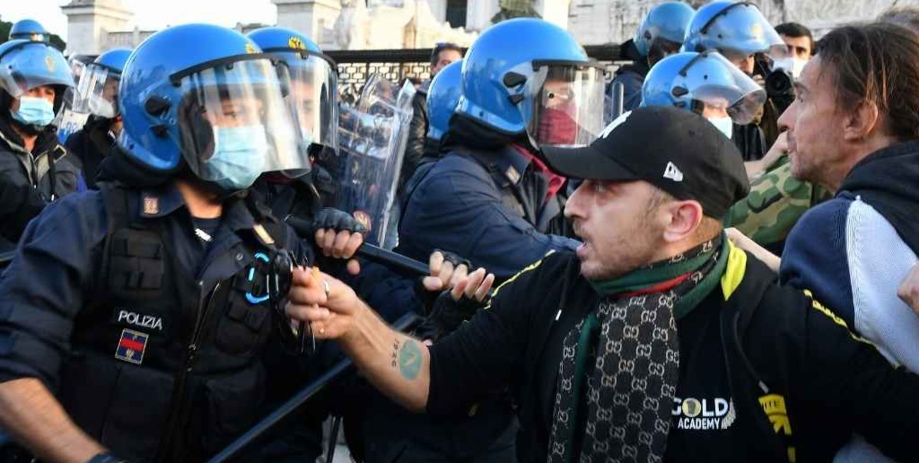 Europa es escenario de protestas por restricciones contra la "segunda ola"   