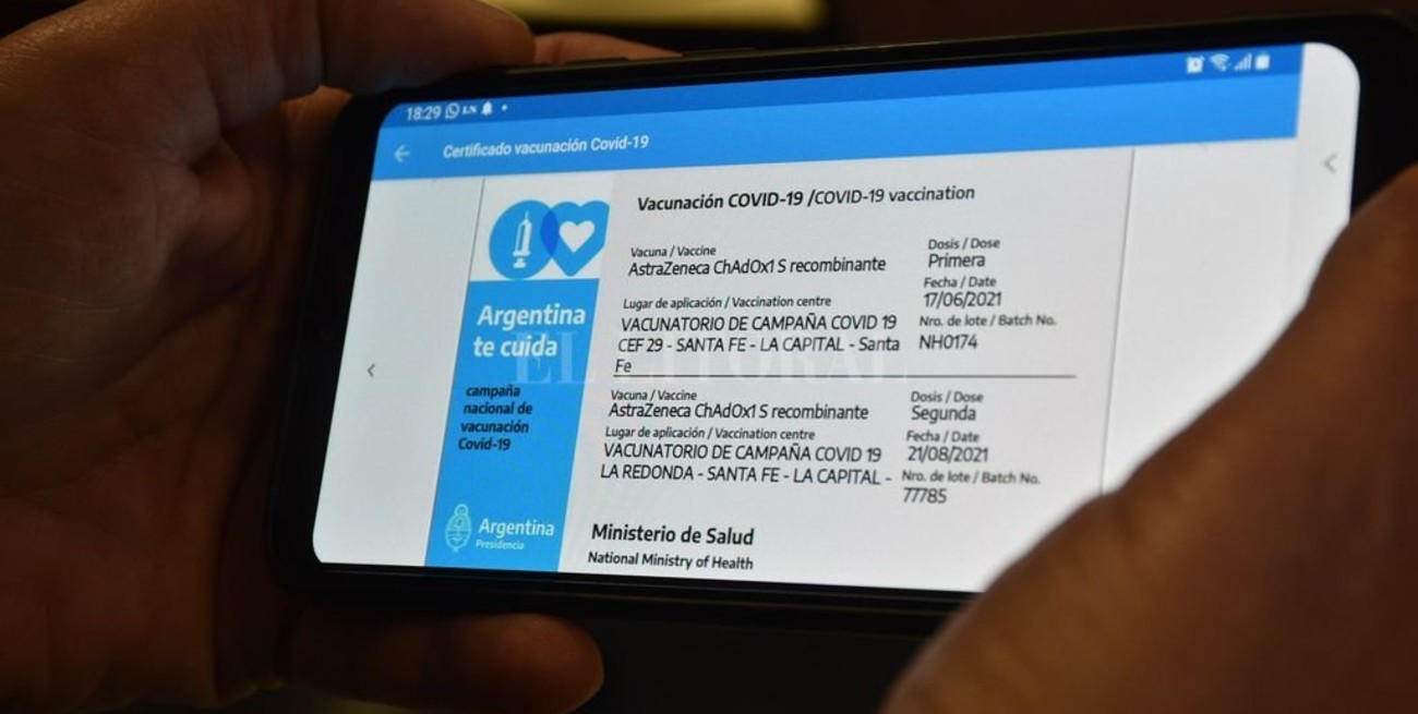 Pase sanitario: no lo exigirán en escuelas