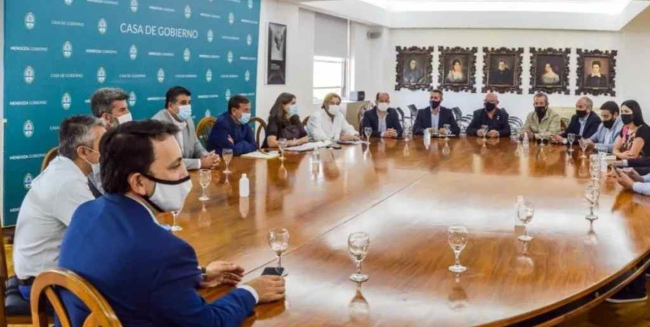 Mendoza restringió la circulación nocturna en toda la provincia a partir de este martes 