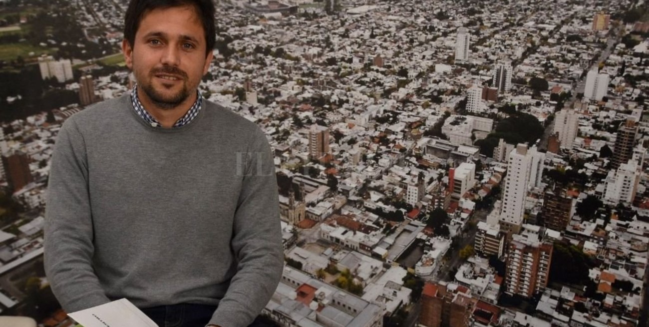 Lucas Simoniello: "Estamos construyendo la Santa Fe del futuro"