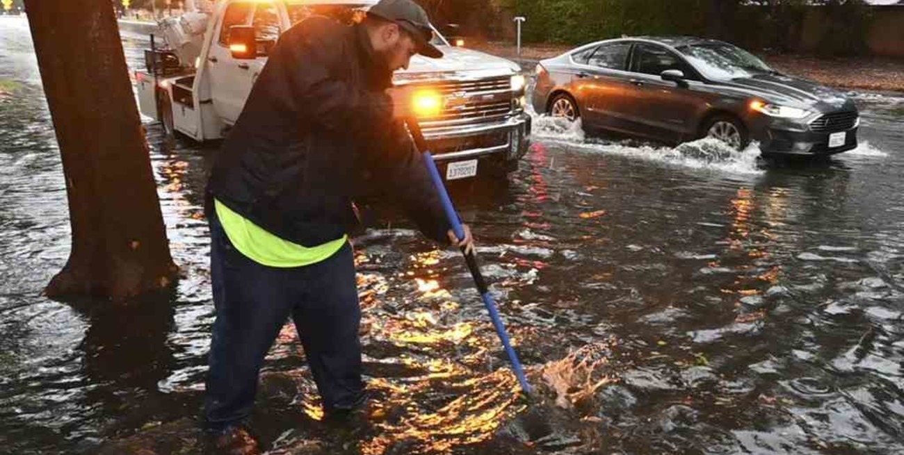 La costa este de los Estados Unidos sufre una de las peores inundaciones en los últimos 20 años