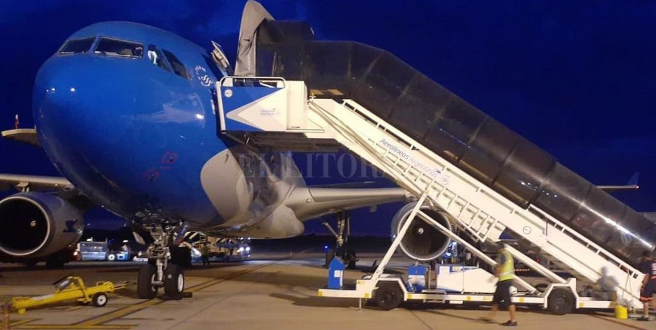Llegó a Moscú el avión de Aerolíneas que traerá el cuarto cargamento de vacunas Sputnik V