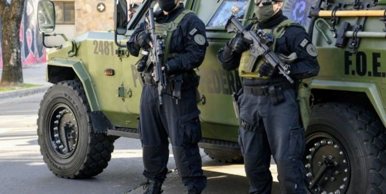 Sumarían efectivos y dependencias a la Policía Federal de Rosario