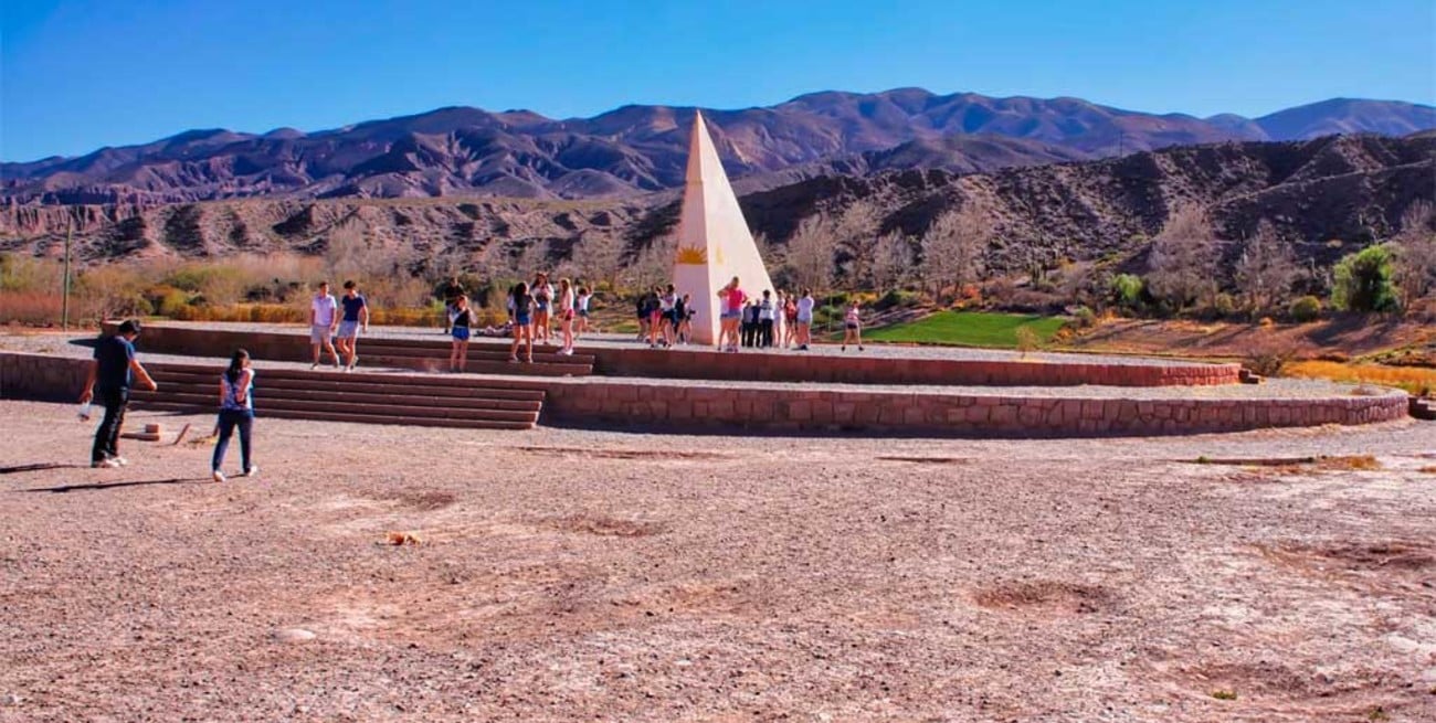 Huacalera: La quebrada más luminosa