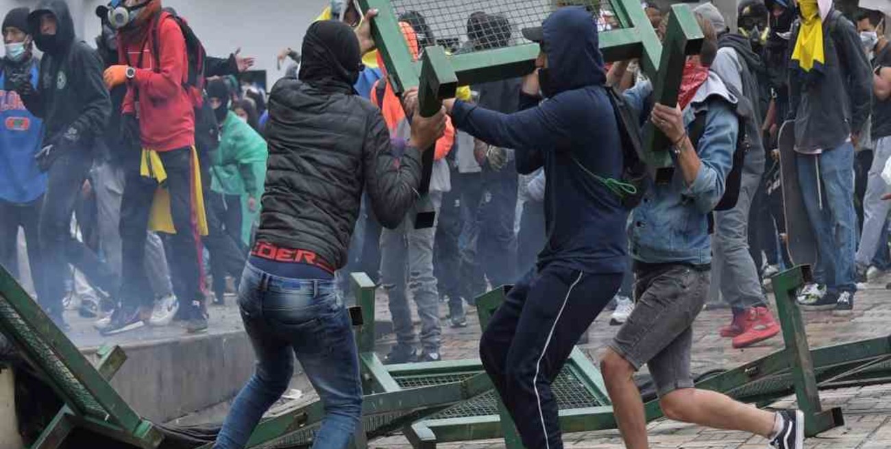 Colombia: los actos vandálicos han dejado más de 2 mil daños materiales durante el paro nacional