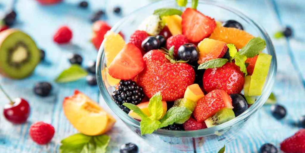 Según un estudio de Harvard, comer 2 frutas y 3 verduras al día favorece la longevidad