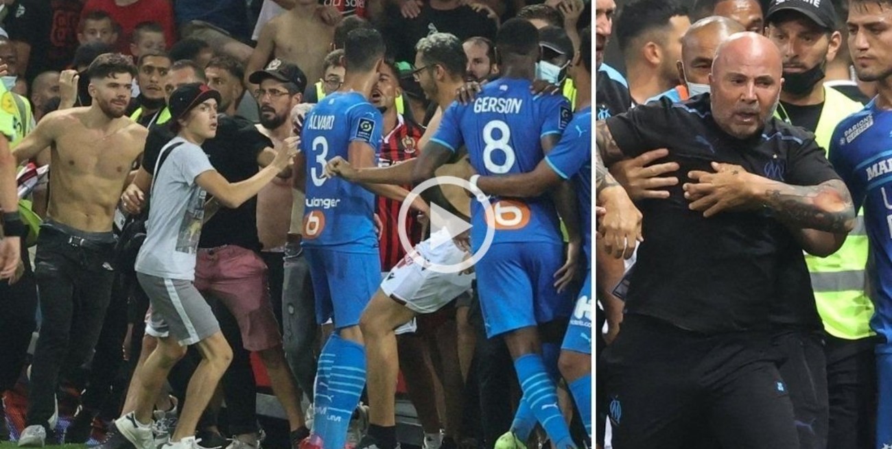 Video: partido suspendido, botellazos, hinchas en el campo de juego y Sampaoli protagonista
