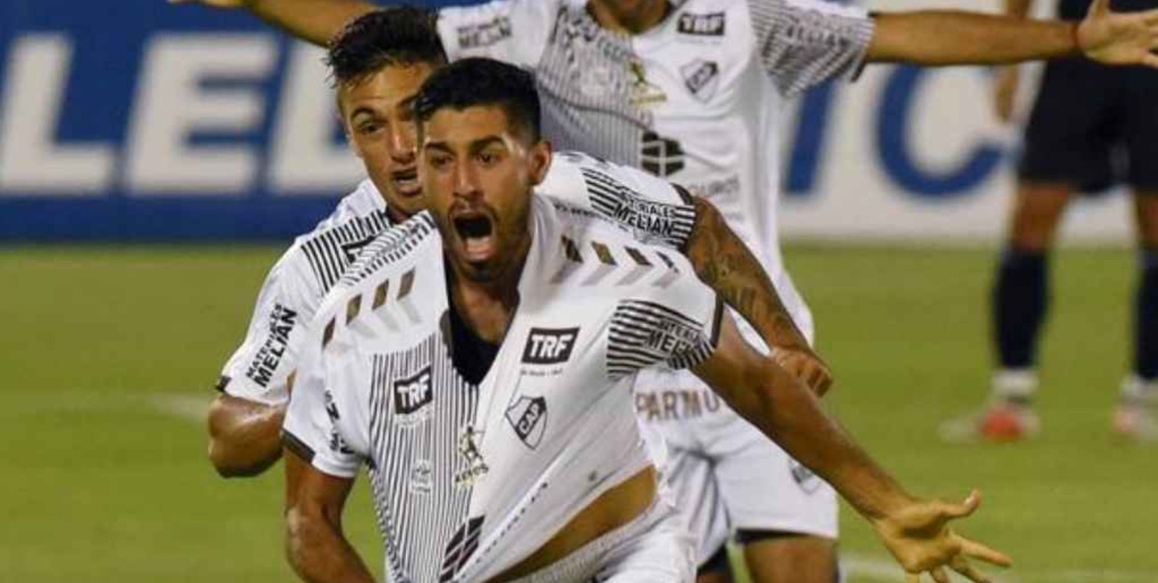 Primera Nacional: Atlético Rafaela perdió 2 a 0 contra Platense y se quedó sin ascenso