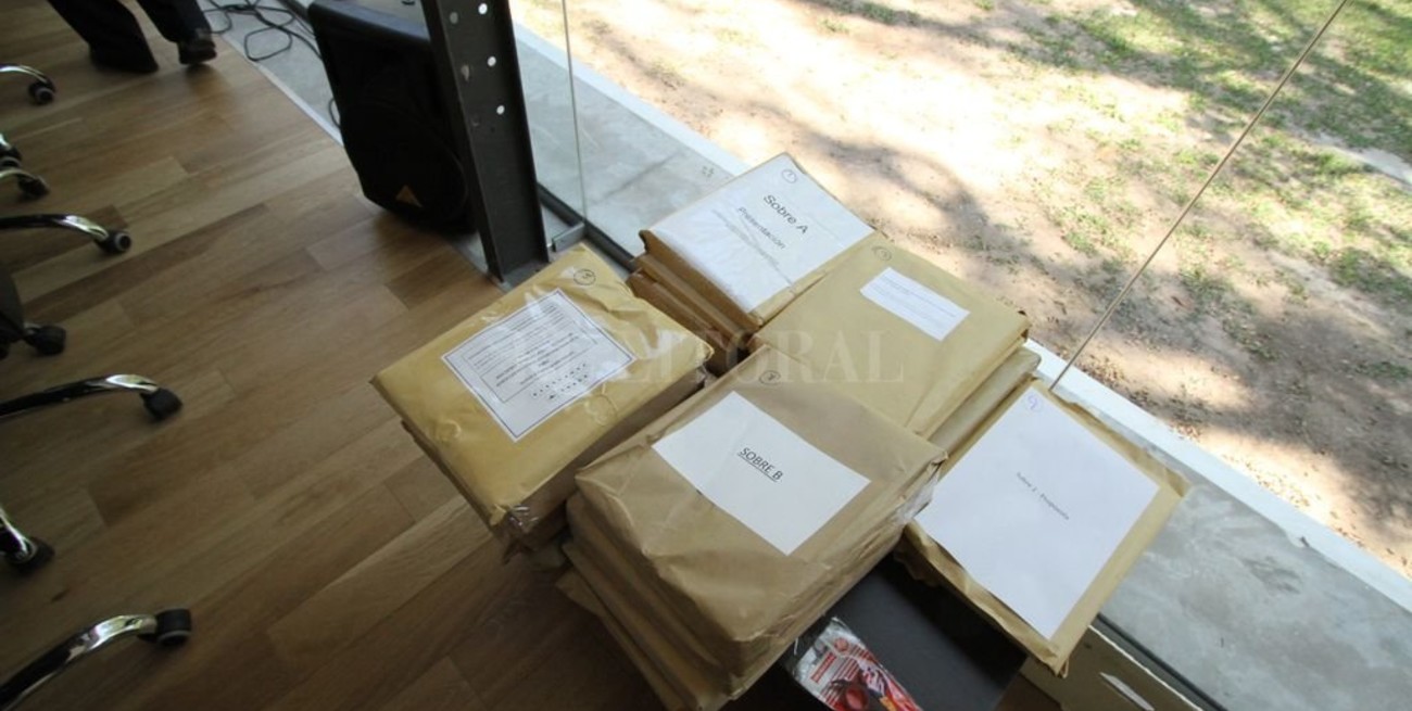 Espora, el cuento de nunca acabar: dicen que solo quedarán 17 empleados en obra