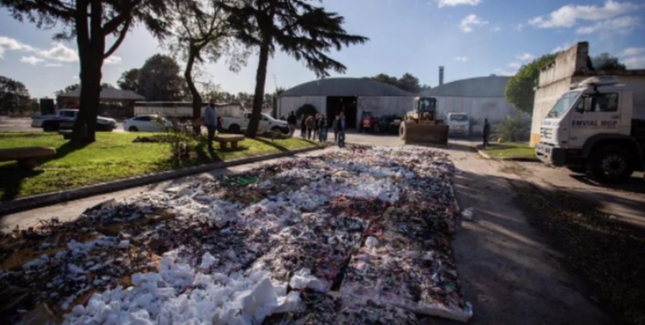 Destruyeron miles de anteojos que se comercializaban ilegalmente