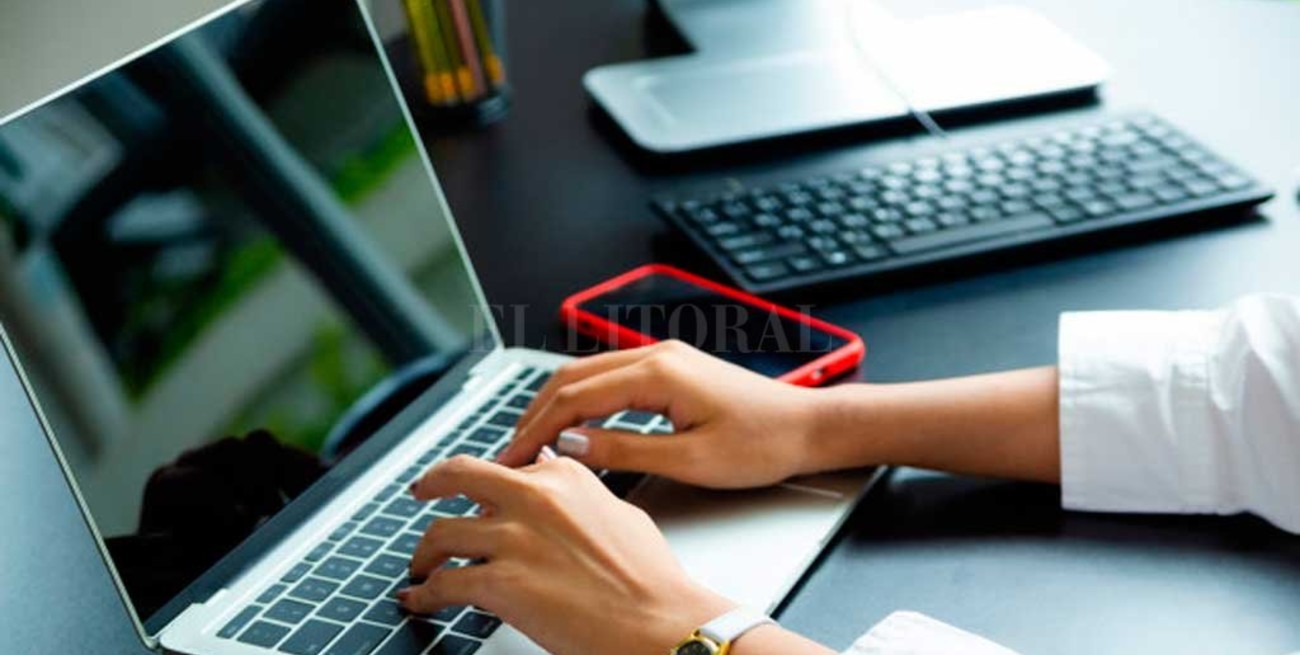 Proponen crear un Plan de Alfabetización Digital