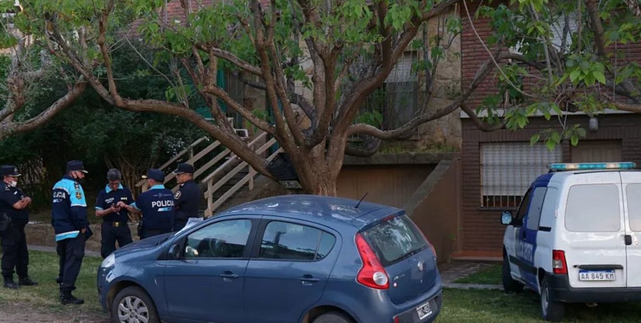 El jubilado asesinado en Villa Gesell durante un asalto murió asfixiado con una bufanda y un cable