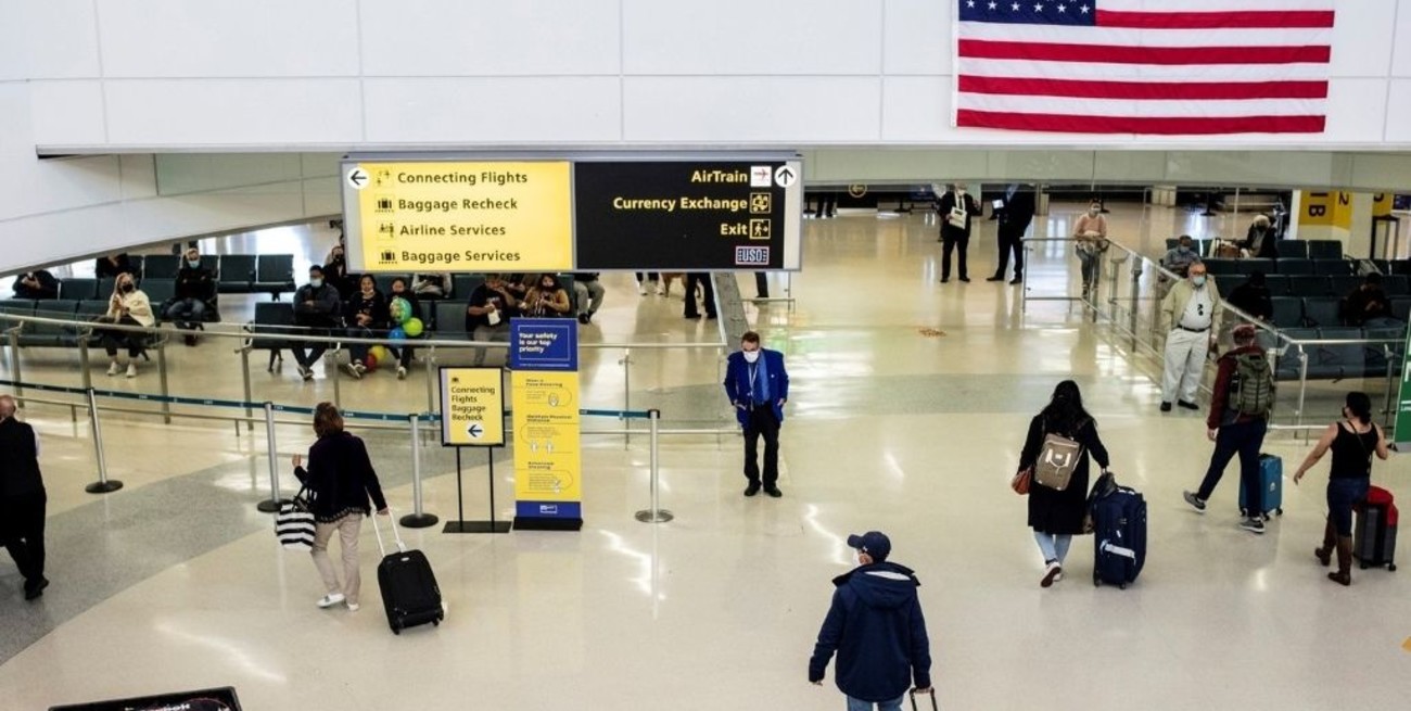 Estados Unidos elevó el nivel de advertencia de viaje a Argentina por Covid-19