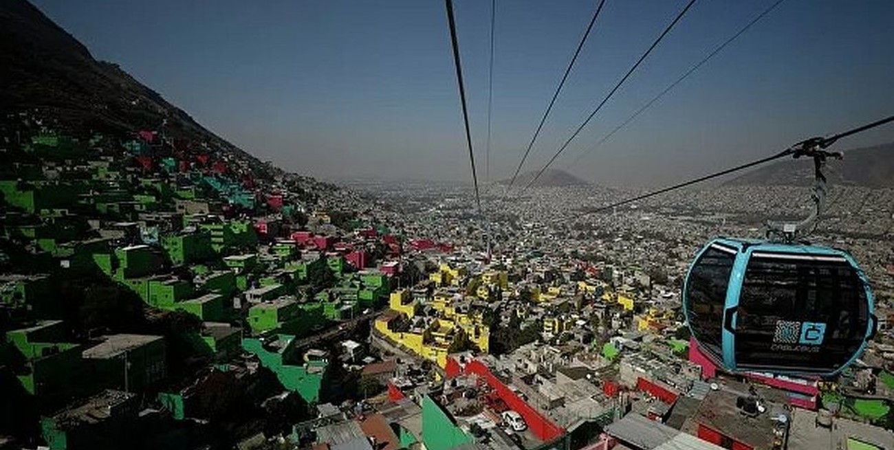 Inauguran en México el teleférico más largo de América Latina