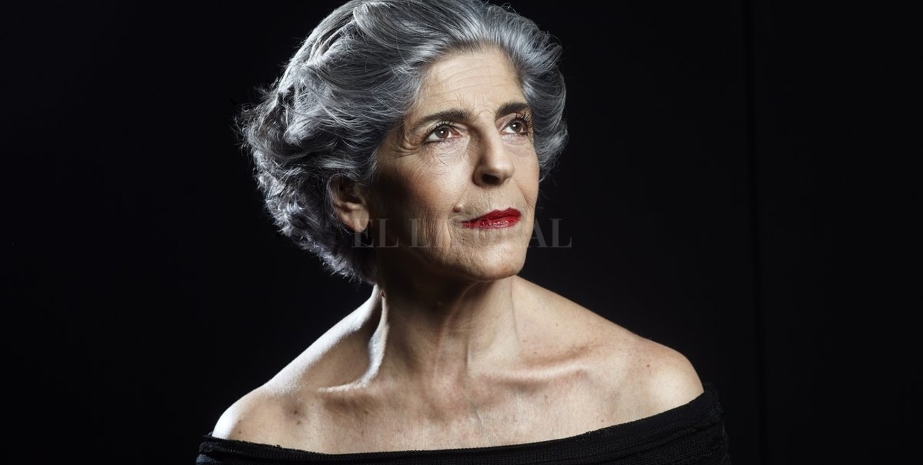 Cristina Banegas celebra a Urondo