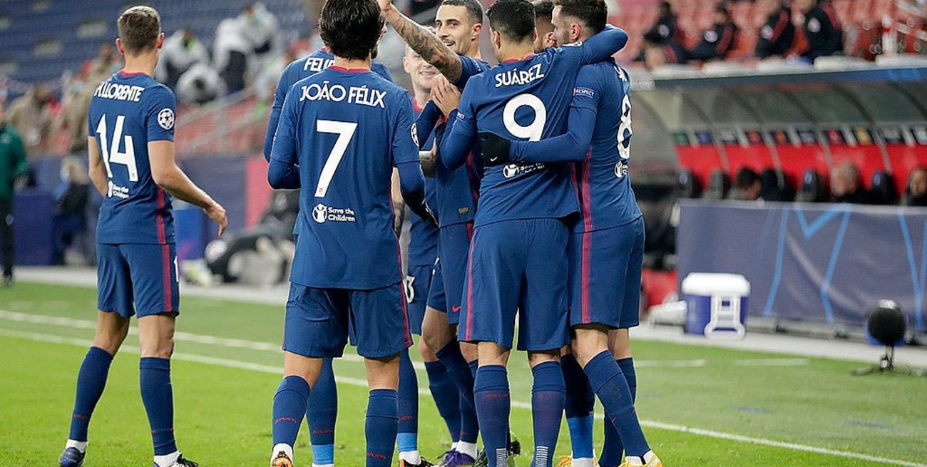 Atlético Madrid ganó y  se clasificó a los octavos de final de la Champions League