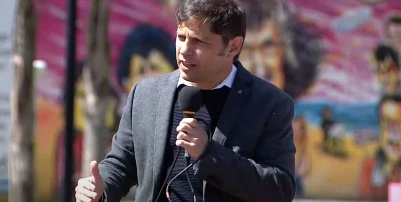 Cruces entre oficialismo y oposición por el anunció de Kicillof de regalar 220 mil viajes de egresados