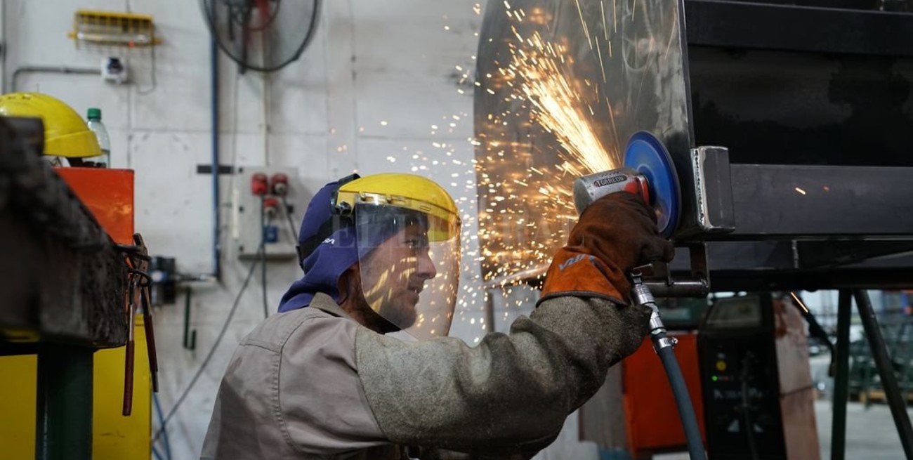 Oficializan la eximición de las contribuciones patronales para los sectores críticos