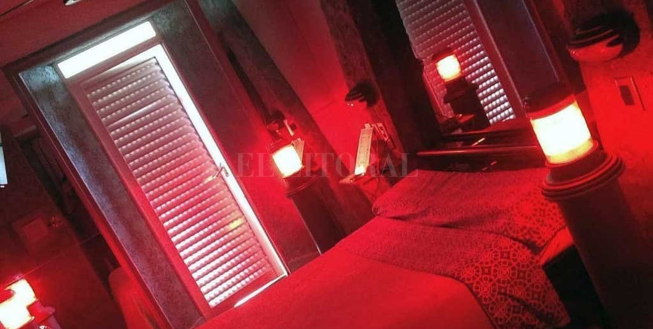 Intentó ahorcar a una prostituta en un hotel alojamiento y lo detuvieron