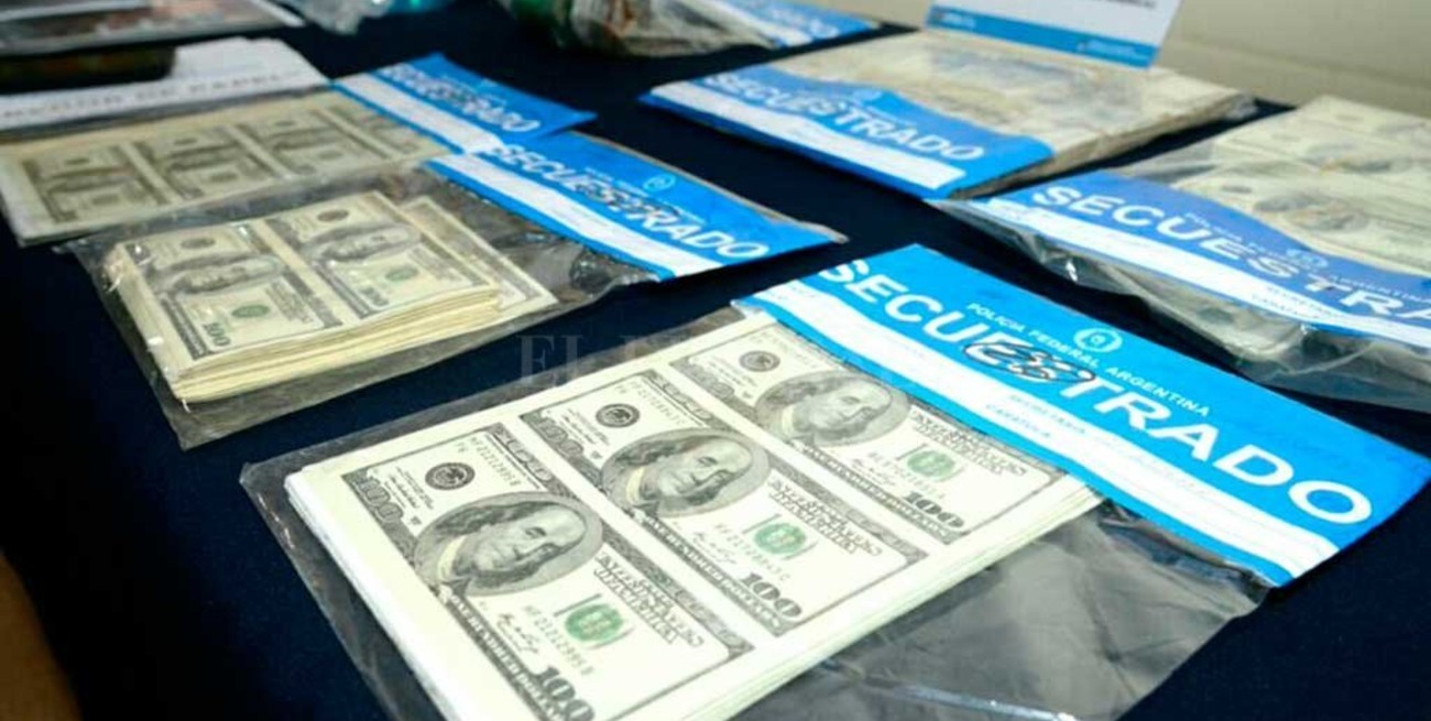 Desbarataron una banda que falsificaba dinero