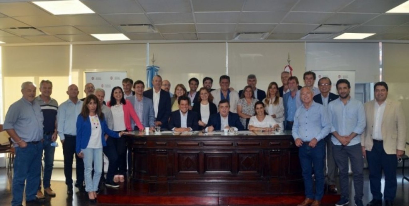 Bloque radical: ratificaron a Mario Negri como presidente y se profundizó la interna